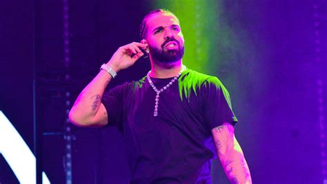 drake video exposed porn|Drake's Leaked NSFW Twitter Video Has Women In Shambles.